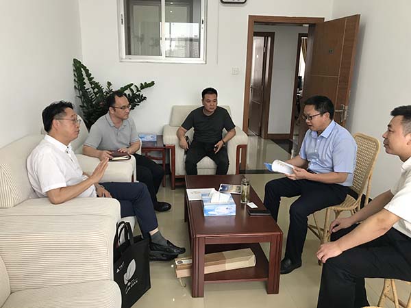 江苏千亿球友会清洁能源总经理谷全军先生莅临江西瑞金指导工作