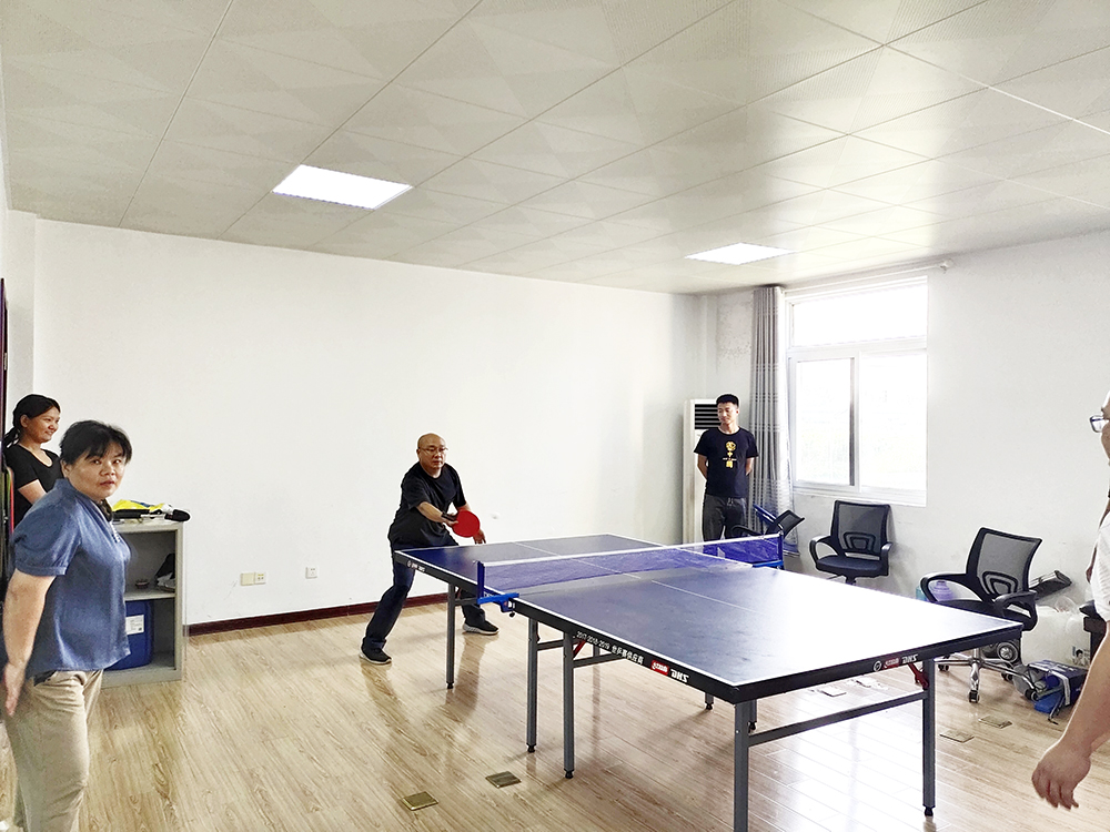 超越自我，乒出精彩 