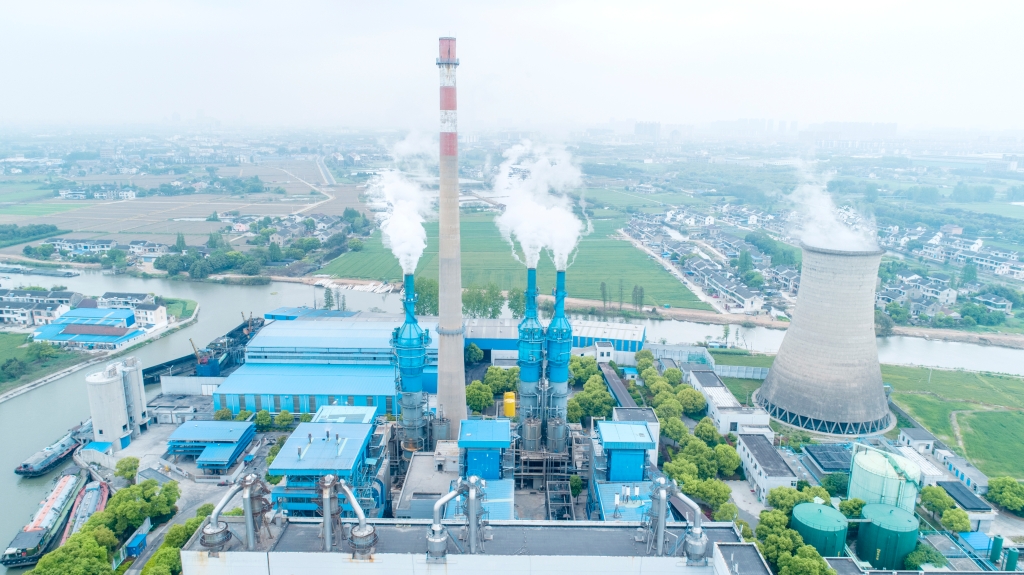 并购张家港永兴热电有限公司，项目装机规模为三炉两机，两台18MW（一抽一背）的发电机组，三台100T/H次高温次高压炉。